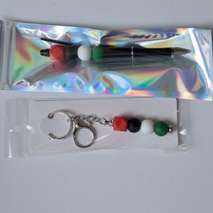 Beaded Keychain and Pen With Refill